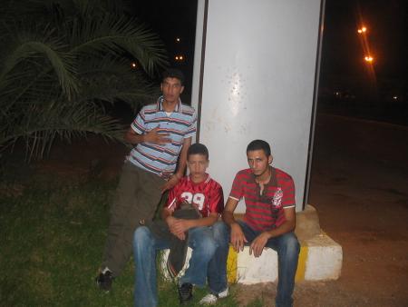 Moi.....et.....yassine.....et.....adnan